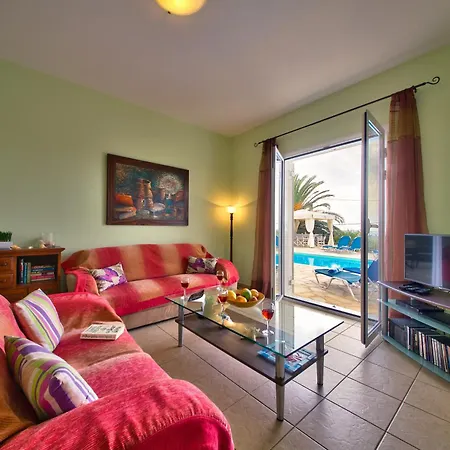 Peristera's House Fabulous 3 Bed Fiskardo Kefalonia